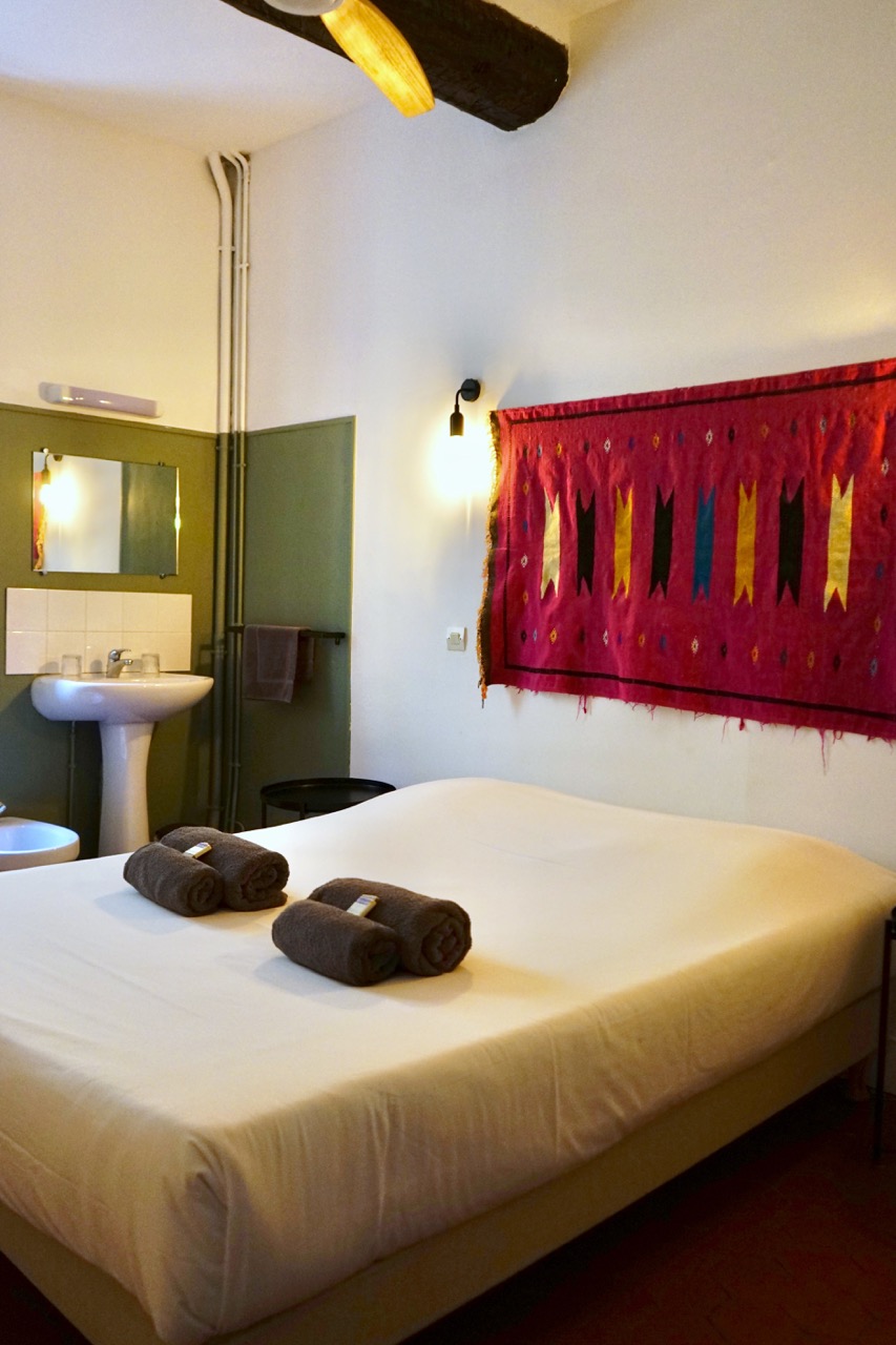 Chambre Standard - Salle de bain commune image 4